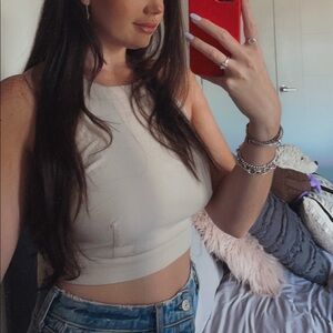 Open back linen cropped top